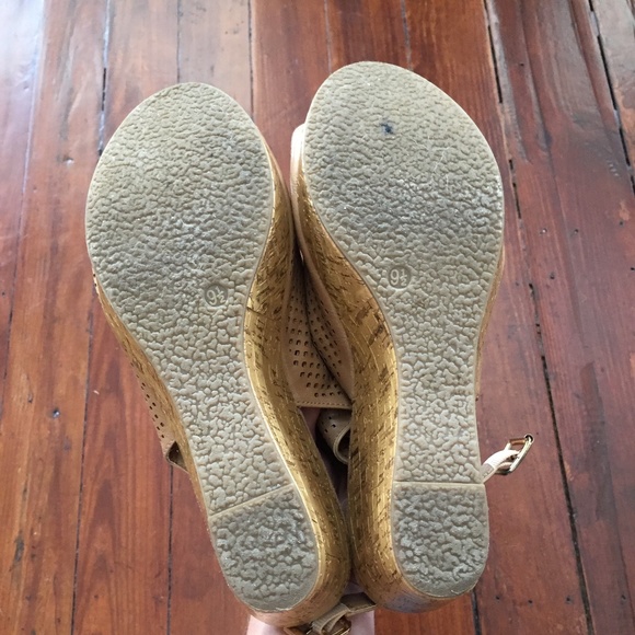 Perforated Vegan Leather Cork Wedges - Picture 5 of 5